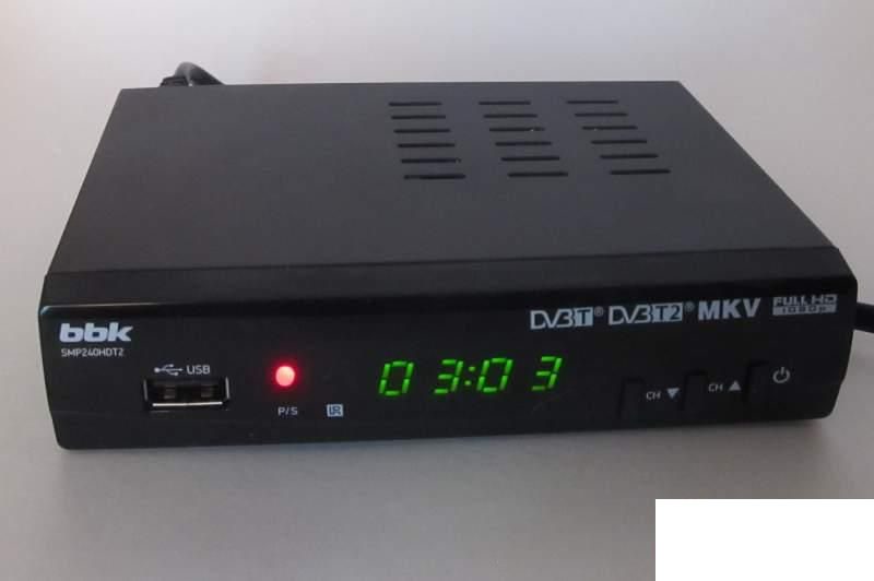 Ресивер DVB-T2 BBK SMP240HDT2, черный (SMP240HDT2 BLACK)